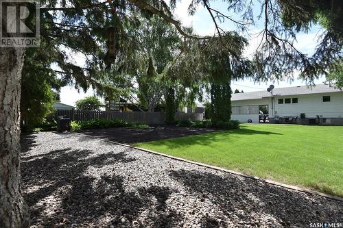 423 6Th Avenue E, Nipawin, SK - Outdoor With Backyard