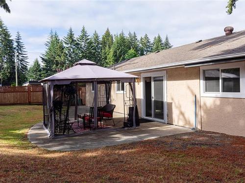 581 Sumac Dr, Qualicum Beach, BC 