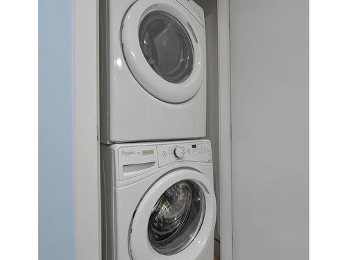 204-300 Belmont Rd, Colwood, BC - Indoor Photo Showing Laundry Room