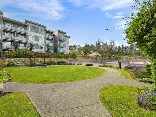 204-300 Belmont Rd, Colwood, BC - Outdoor