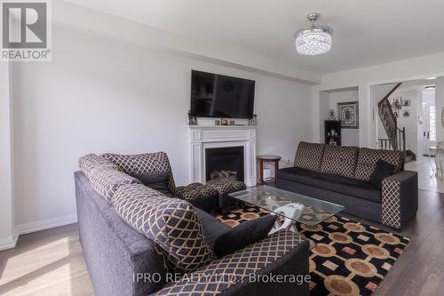 956 Sobeski Avenue, Woodstock, ON - Indoor Photo Showing Living Room With Fireplace