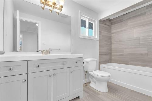717 Millbank Drive, London, ON - Indoor Photo Showing Bathroom