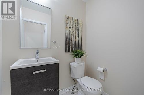 101 Baffin Crescent, Brampton, ON - Indoor Photo Showing Bathroom