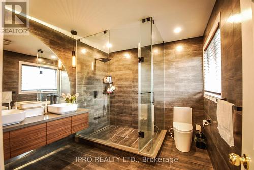 3291 Ridgeleigh Heights, Mississauga (Churchill Meadows), ON - Indoor Photo Showing Bathroom