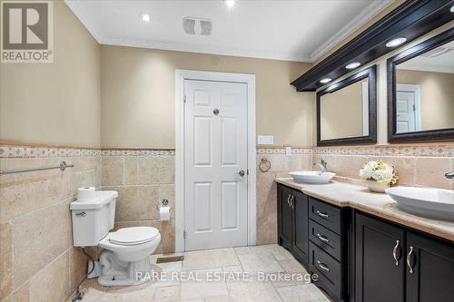 5972 Aquarius Court, Mississauga (East Credit), ON - Indoor Photo Showing Bathroom