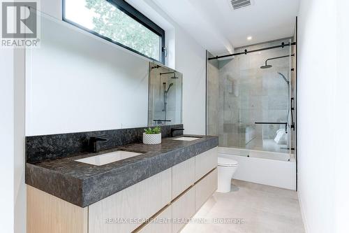 298 Strathcona Drive, Burlington (Shoreacres), ON - Indoor Photo Showing Bathroom