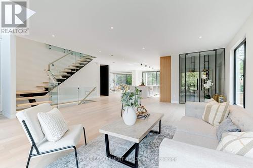 298 Strathcona Drive, Burlington (Shoreacres), ON - Indoor Photo Showing Living Room