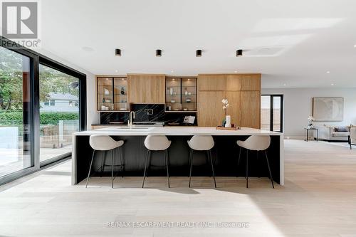 298 Strathcona Drive, Burlington (Shoreacres), ON - Indoor Photo Showing Kitchen