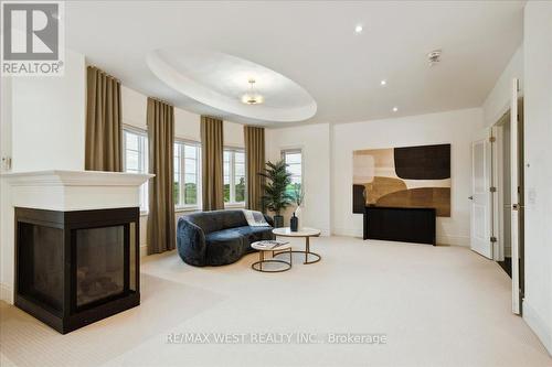 22 Rolling Green Court, Vaughan (Kleinburg), ON - Indoor With Fireplace