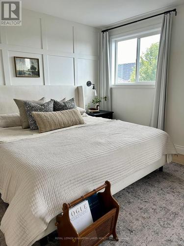 7 Horton Place, Kawartha Lakes, ON - Indoor Photo Showing Bedroom