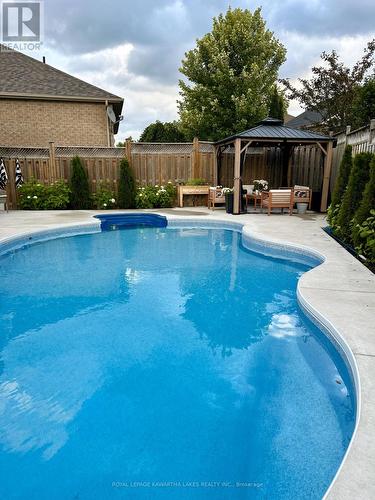 7 Horton Place, Kawartha Lakes, ON - Outdoor With In Ground Pool With Backyard