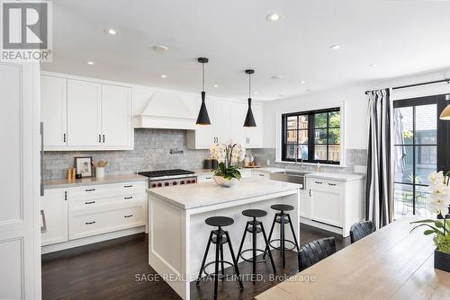 69 Castlewood Road, Toronto, ON - Indoor Photo Showing Kitchen With Upgraded Kitchen