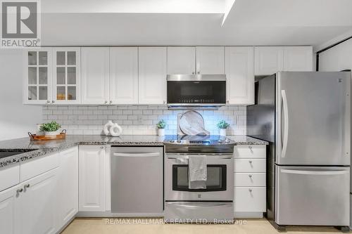 105 - 262 St Helens Avenue, Toronto, ON - Indoor Photo Showing Kitchen With Stainless Steel Kitchen With Upgraded Kitchen