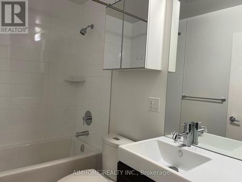 1806 - 62 Forest Manor Road, Toronto, ON - Indoor Photo Showing Bathroom