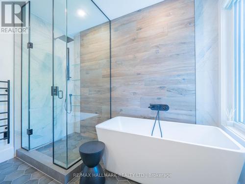 108 Carlaw Avenue, Toronto, ON - Indoor Photo Showing Bathroom