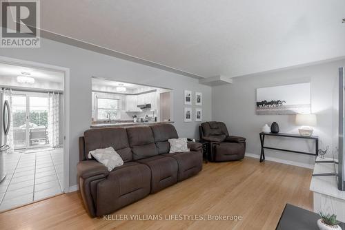 165 Manitoulin Drive, London, ON - Indoor Photo Showing Living Room