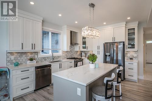 4033 Brink Drive, Prince George, BC - Indoor Photo Showing Kitchen With Upgraded Kitchen