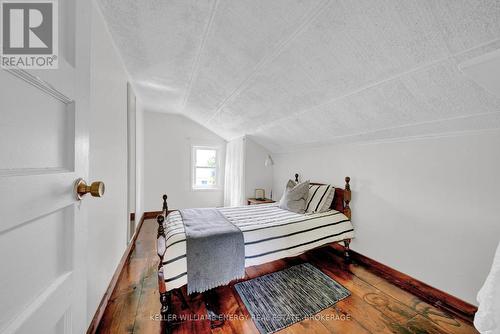 16 Squires Street, Prince Edward County (Ameliasburgh), ON - Indoor Photo Showing Bedroom