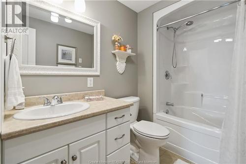 185 Royal Oaks Blvd Unit#209, Moncton, NB - Indoor Photo Showing Bathroom