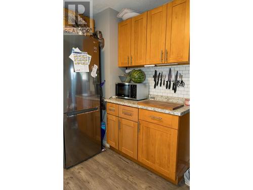 1944-1946 Hemlock Street, Prince George, BC - Indoor Photo Showing Kitchen