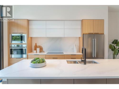 280 Anna Avenue, Naramata, BC - Indoor Photo Showing Kitchen With Double Sink With Upgraded Kitchen