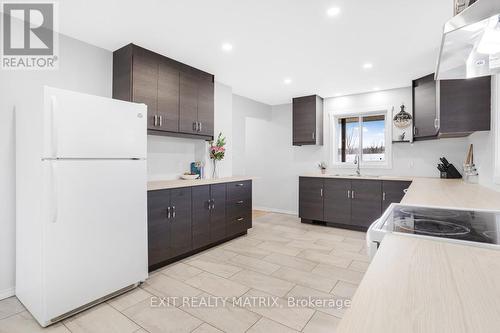 19285B County Rd 24 Road, North Glengarry, ON - Indoor Photo Showing Kitchen