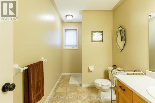 591 Bentinck Drive, St. Clair, ON - Indoor Photo Showing Bathroom