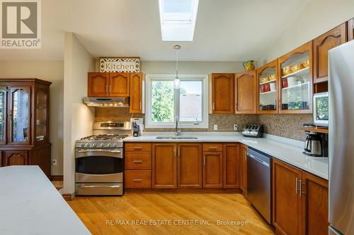 591 Bentinck Drive, St. Clair, ON - Indoor Photo Showing Kitchen