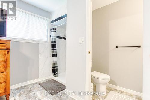 128 Cook Avenue, Fort Erie, ON - Indoor Photo Showing Bathroom