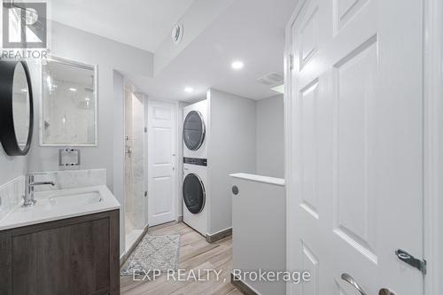 8769 Dogwood Crescent, Niagara Falls, ON - Indoor Photo Showing Laundry Room