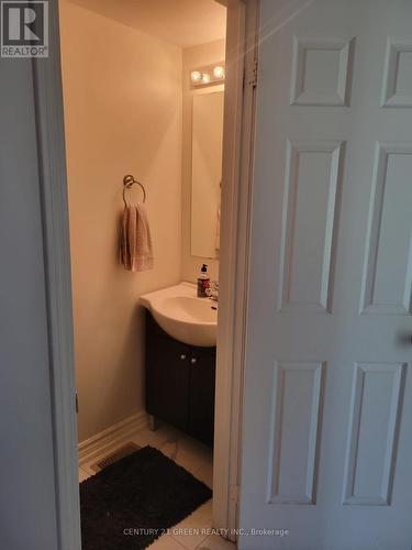 21 Mortimer Drive, Brampton, ON - Indoor Photo Showing Bathroom