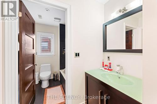 7 Compton Crescent, Toronto, ON - Indoor Photo Showing Bathroom