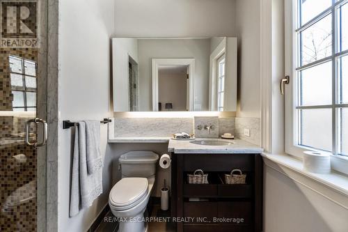 1476 Carmen Drive, Mississauga (Mineola), ON - Indoor Photo Showing Bathroom