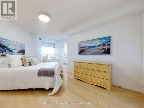 701 - 300 Balliol Street, Toronto, ON - Indoor Photo Showing Bedroom