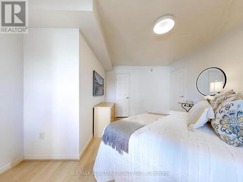 701 - 300 Balliol Street, Toronto, ON - Indoor Photo Showing Bedroom