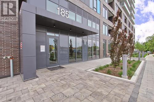 1509 - 185 Deerfield Road, Newmarket (Central Newmarket), ON - Outdoor