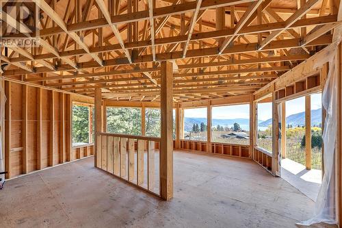 4976 Princeton Avenue, Peachland, BC 