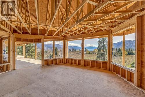 4976 Princeton Avenue, Peachland, BC 