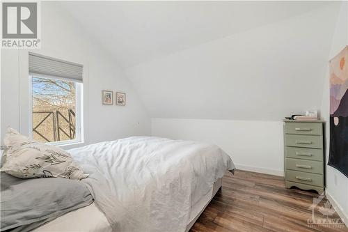 Unit 3 - 450 Byron Avenue, Ottawa, ON - Indoor Photo Showing Bedroom