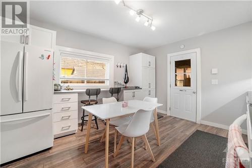 Unit 1 - 450 Byron Avenue, Ottawa, ON - Indoor Photo Showing Dining Room