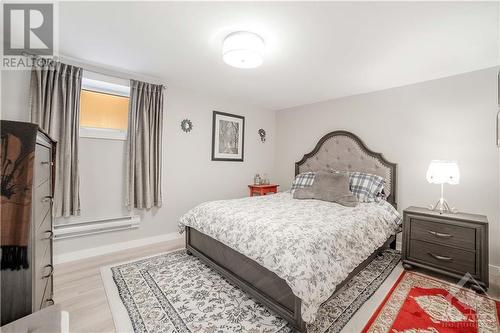 Unit 4 - 450 Byron Avenue, Ottawa, ON - Indoor Photo Showing Bedroom