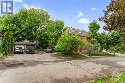 450 Byron Avenue, Ottawa, ON - Outdoor