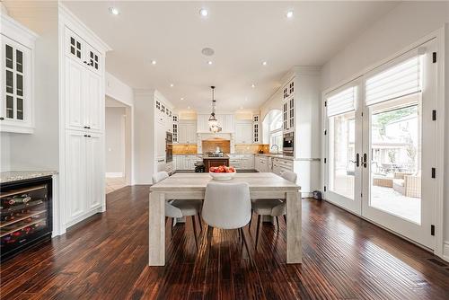 7 Gregorio Court, Ancaster, ON - Indoor Photo Showing Dining Room