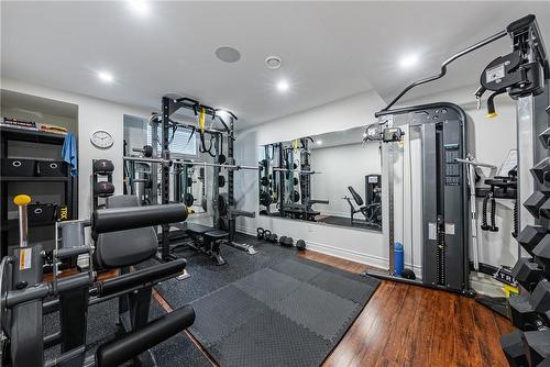 7 Gregorio Court, Ancaster, ON - Indoor Photo Showing Gym Room
