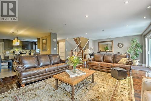 63 Fairway Crescent Unit# 2, Amherstburg, ON - Indoor Photo Showing Living Room