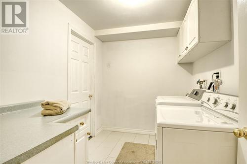 63 Fairway Crescent Unit# 2, Amherstburg, ON - Indoor Photo Showing Laundry Room