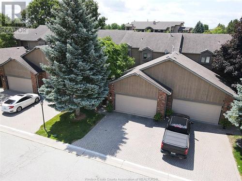 63 Fairway Crescent Unit# 2, Amherstburg, ON - Outdoor