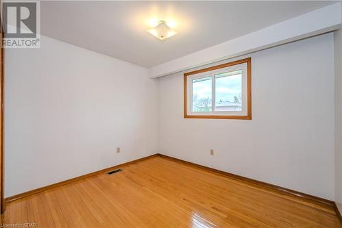 127 Applewood Crescent, Guelph, ON - Indoor Photo Showing Other Room