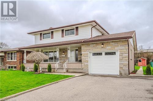 127 Applewood Crescent, Guelph, ON - Outdoor With Facade