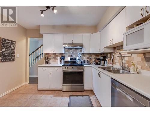 105 3307 Westwood Drive, Prince George, BC - Indoor Photo Showing Kitchen With Double Sink